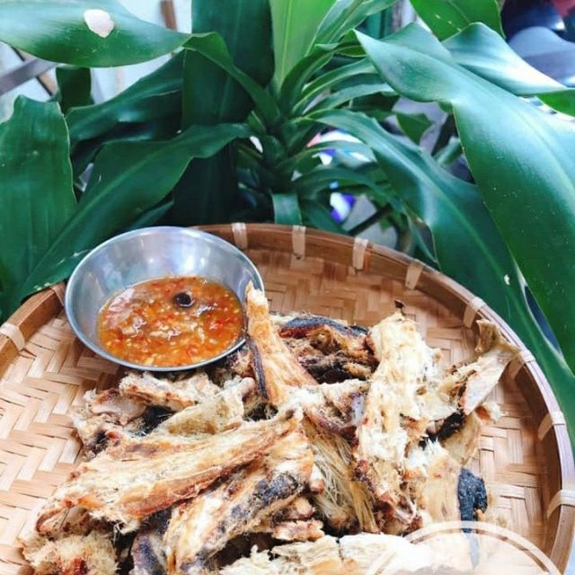 1 hủ Khô cá đuối mắm me