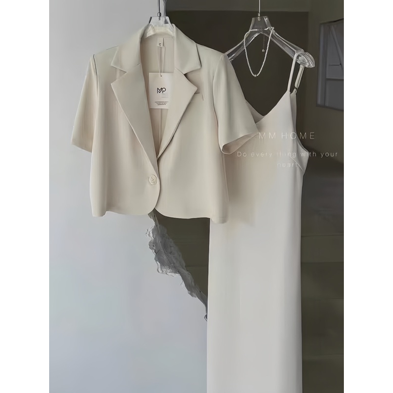 Set Váy 2 Dây Dáng Suông Mix Áo Blazer Ngắn Tay Thanh Lịch Sang Trọng - Ảnh 3