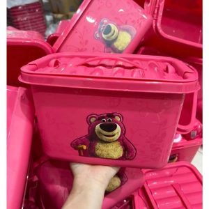 Combo 10 gói khăn ướt gấu dâu + tặng kèm thùng đựng có nắp và quai xách, thùng khăn giấy ướt cho bé